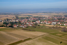 Seebach dans le département Bas Rhin, France vue du ciel