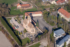 Vue d'oiseau de Walbourg dans le département Bas Rhin, France