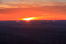 Vue aérienne de Lever de soleil sur le Bienwald à Jockgrim dans le département Rhénanie-Palatinat, Allemagne