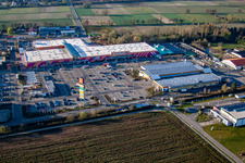 Vue aérienne de Parking du Hornbach à le quartier Dreihof in Bornheim dans le département Rhénanie-Palatinat, Allemagne