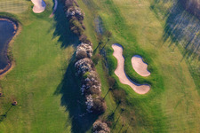 Golf Course Landgut Dreihof - GOLF absolu le matin à le quartier Dreihof in Essingen dans le département Rhénanie-Palatinat, Allemagne hors des airs