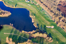 Golf Course Landgut Dreihof - GOLF absolu le matin à le quartier Dreihof in Essingen dans le département Rhénanie-Palatinat, Allemagne vue d'en haut