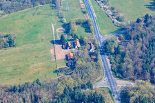 Vue d'oiseau de Langenberg dans le département Rhénanie-Palatinat, Allemagne