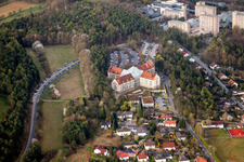 Vue aérienne de Terrain de l'hôpital de la Clinique Neurologique Bad Neustadt an der Saale à le quartier Herschfeld in Bad Neustadt an der Saale dans le département Bavière, Allemagne