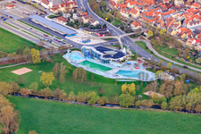 Vue aérienne de Parc aquatique Triamare à Bad Neustadt an der Saale dans le département Bavière, Allemagne