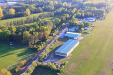 Vue aérienne de Hangar de l'aérodrome Schweighofen à Schweighofen dans le département Rhénanie-Palatinat, Allemagne