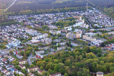 Vue aérienne de Quartier du Dorschberg avec IGS Wörth : école polyvalente Carl Benz, école primaire du Dorschberg, Europa Gymnasium Wörth et hôtel de ville Wörth am Rhein à Wörth am Rhein dans le département Rhénanie-Palatinat, Allemagne