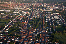 Vue oblique de Quartier Queichheim in Landau in der Pfalz dans le département Rhénanie-Palatinat, Allemagne