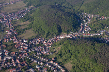 Vue oblique de Quartier Hambach an der Weinstraße in Neustadt an der Weinstraße dans le département Rhénanie-Palatinat, Allemagne