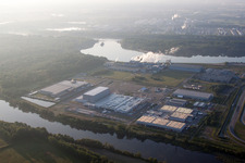 Vue aérienne de Zone industrielle d'Oberwald, PEG à Wörth am Rhein dans le département Rhénanie-Palatinat, Allemagne