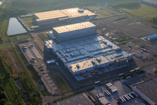 Chantier de la société Pfälzer Erfrischungsgetränke GmbH à Wörth am Rhein dans le département Rhénanie-Palatinat, Allemagne vue du ciel