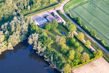 Vue aérienne de Chez Rußheimer Althrein, In d. Aïe à Germersheim dans le département Rhénanie-Palatinat, Allemagne