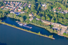 Vue aérienne de Vieux-Port à Germersheim dans le département Rhénanie-Palatinat, Allemagne