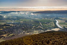 Vue aérienne de Du sud-ouest à le quartier Albaxen in Höxter dans le département Rhénanie du Nord-Westphalie, Allemagne