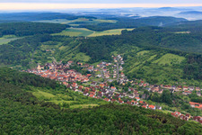 Vue aérienne de Vue de la ville depuis le nord-est à Sulzthal dans le département Bavière, Allemagne