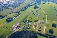 Photographie aérienne de Aéroport Würzburg-Schenkenturm - EDFW à le quartier Dürrbachtal in Würzburg dans le département Bavière, Allemagne