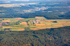Vue aérienne de Aéroport Mosbach Lohrbach EDGM depuis le nord à le quartier Lohrbach in Mosbach dans le département Bade-Wurtemberg, Allemagne