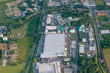 Vue aérienne de Zone industrielle In den Weinäckern à Wiesloch dans le département Bade-Wurtemberg, Allemagne