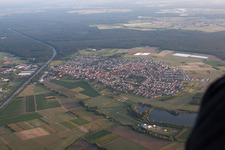 Vue d'oiseau de Quartier Sankt Leon in St. Leon-Rot dans le département Bade-Wurtemberg, Allemagne