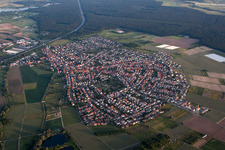 Enregistrement par drone de Quartier Sankt Leon in St. Leon-Rot dans le département Bade-Wurtemberg, Allemagne