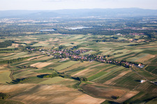 Vue aérienne de Winzenbach dans le département Bas Rhin, France