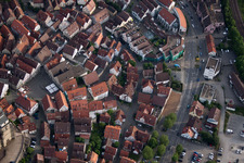 Vue aérienne de Badgasse du nord à Herrenberg dans le département Bade-Wurtemberg, Allemagne