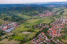 Vue aérienne de De l'ouest à le quartier Pfäffingen in Ammerbuch dans le département Bade-Wurtemberg, Allemagne
