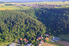 Vue aérienne de Internat Fondation Urspringschule à l'Urspringquelle à le quartier Urspring in Schelklingen dans le département Bade-Wurtemberg, Allemagne