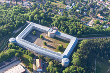 Photographie aérienne de Complexe du château de Veste Wilhelmsburg (Œuvre XII) à le quartier Mitte in Ulm dans le département Bade-Wurtemberg, Allemagne
