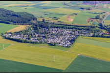 Vue aérienne de Camping Heidehof à le quartier Machtolsheim in Laichingen dans le département Bade-Wurtemberg, Allemagne