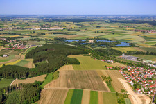 Vue aérienne de Étang à poissons sur le Danube à Rottenacker dans le département Bade-Wurtemberg, Allemagne