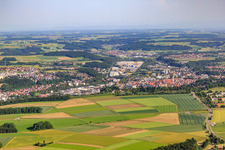 Vue aérienne de Zone industrielle sur le Riß avec Boehringer Ingelheim Biberach à le quartier Birkendorf in Biberach an der Riß dans le département Bade-Wurtemberg, Allemagne