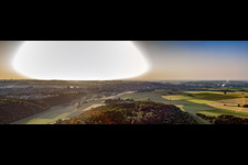Vue aérienne de Vue de la ville depuis l'ouest le matin à Ehingen dans le département Bade-Wurtemberg, Allemagne