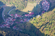 Vue aérienne de Sous le « sac de farine » à le quartier Hundersingen in Münsingen dans le département Bade-Wurtemberg, Allemagne