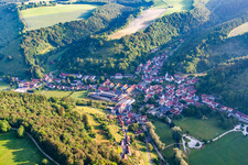 Vue aérienne de Quartier Buttenhausen in Münsingen dans le département Bade-Wurtemberg, Allemagne