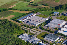 Vue aérienne de Online GmbH à le quartier Jettenburg in Kusterdingen dans le département Bade-Wurtemberg, Allemagne