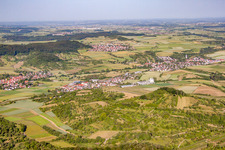 Vue aérienne de Du nord-est à le quartier Poltringen in Ammerbuch dans le département Bade-Wurtemberg, Allemagne