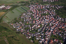 Vue aérienne de Vue sur le village à le quartier Kayh in Herrenberg dans le département Bade-Wurtemberg, Allemagne