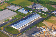 Vue aérienne de Zone industrielle de Böcklerstraße avec VTL Networked Transport Logistics GmbH à le quartier Besges in Fulda dans le département Hesse, Allemagne