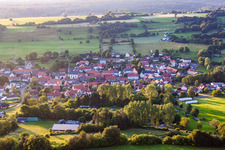 Vue aérienne de Quartier Burkhards in Schotten dans le département Hesse, Allemagne