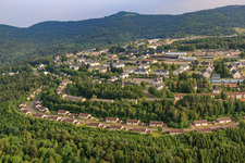 Vue aérienne de Caserne de la Bundeswehr du régiment d'État bavarois LRgt BY et SanVersZ Wildflecken à Wildflecken dans le département Bavière, Allemagne