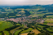 Vue aérienne de Du sud à Poppenhausen dans le département Hesse, Allemagne
