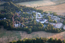 Vue aérienne de Complexe de maisons de vacances du parc de vacances à Haßloch dans le département Rhénanie-Palatinat, Allemagne