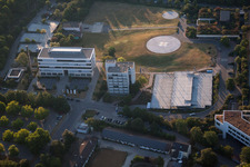 Quartier Oggersheim in Ludwigshafen am Rhein dans le département Rhénanie-Palatinat, Allemagne depuis l'avion