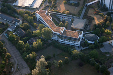 Quartier Oggersheim in Ludwigshafen am Rhein dans le département Rhénanie-Palatinat, Allemagne du point de vue du drone