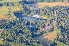Holiday Park tôt le matin à Haßloch dans le département Rhénanie-Palatinat, Allemagne vue d'en haut