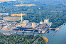 Vue aérienne de KA Rheinhafen EnBW à le quartier Rheinhafen in Karlsruhe dans le département Bade-Wurtemberg, Allemagne