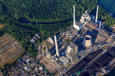 Vue aérienne de Centrale électrique au charbon sur Rheinhafen à le quartier Rheinhafen in Karlsruhe dans le département Bade-Wurtemberg, Allemagne