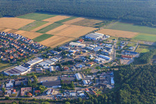 Vue aérienne de Zone industrielle de Waldstückerring avec Fritz Fuchs Spedition eK à Bellheim dans le département Rhénanie-Palatinat, Allemagne