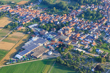 Vue d'oiseau de BRASSERIE BELLHEIMER - PARK & Bellheimer Breweries GmbH & Co. KG à Bellheim dans le département Rhénanie-Palatinat, Allemagne